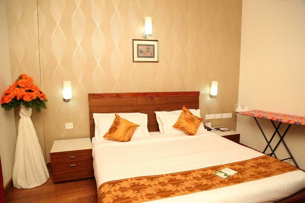 Kallada Hotels Thrissur Экстерьер фото
