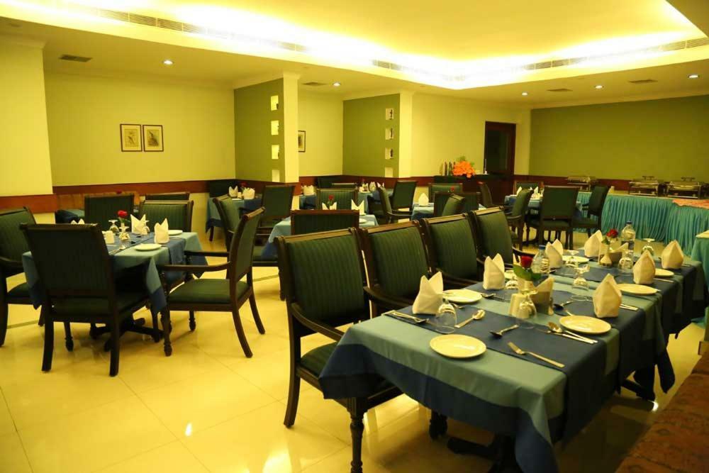 Kallada Hotels Thrissur Экстерьер фото